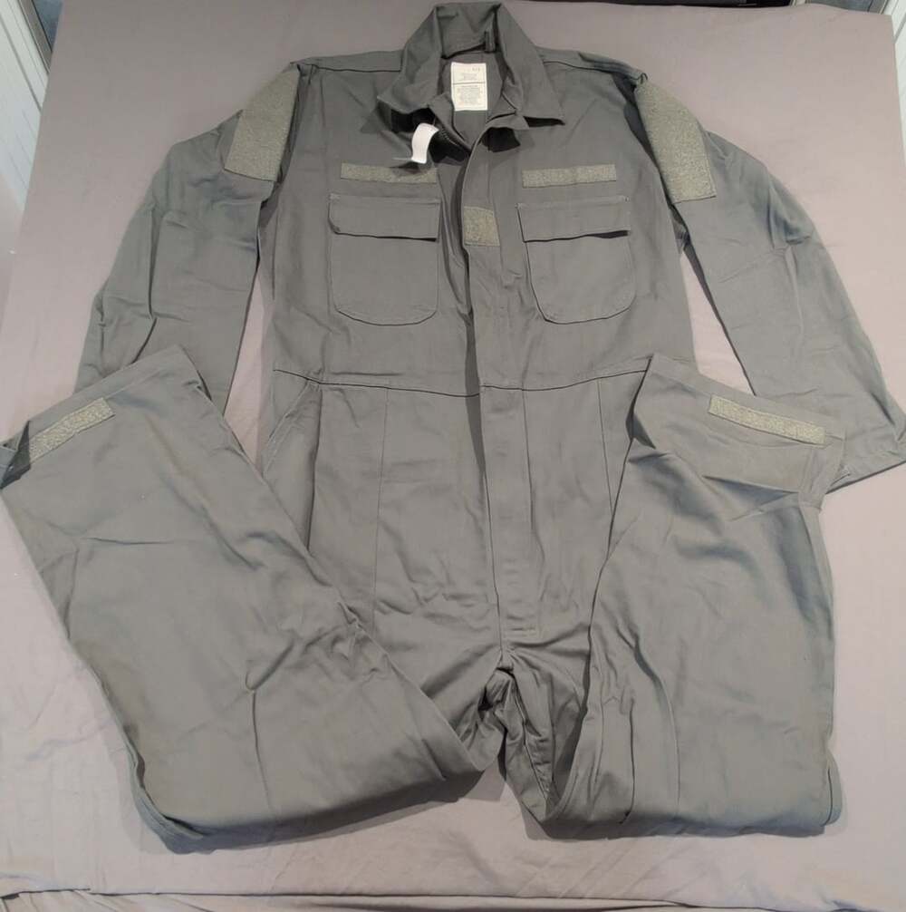 Aurora Industries US Navy Utility Coveralls Gray Size L C02 - New With Tags